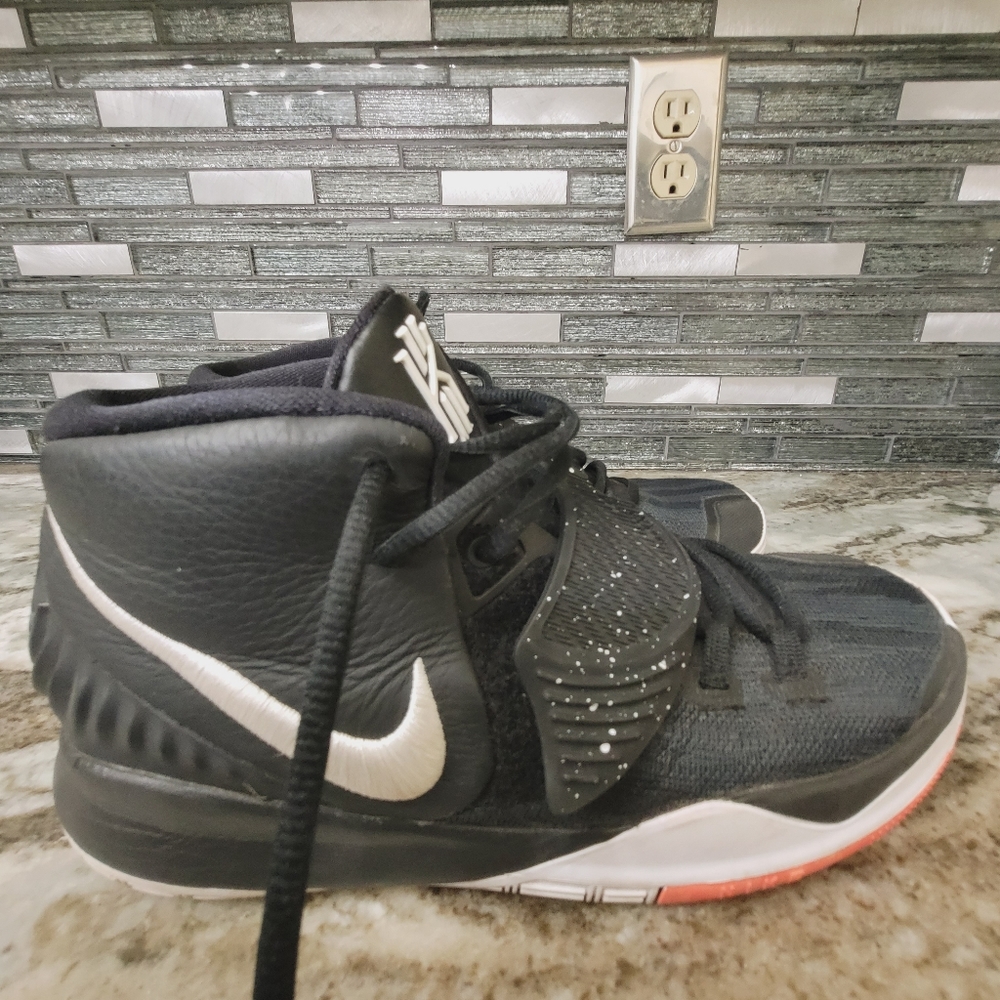 Kyrie Irving's 7y